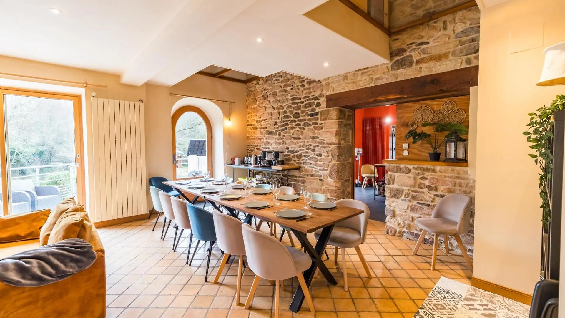 Villa Ancien Moulin rénové à neuf pour 20 personnes sur les rives du Trieux à Plésidy 0*,  France